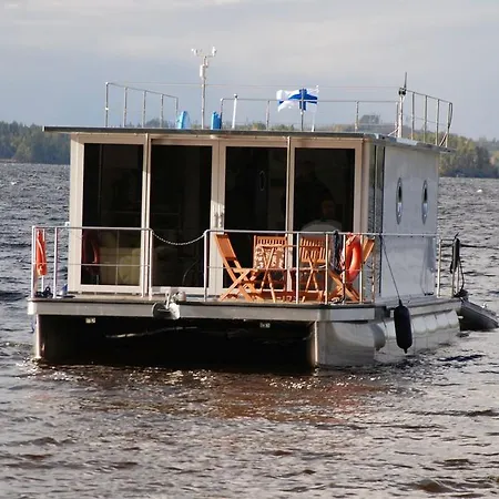 Houseboat Finland