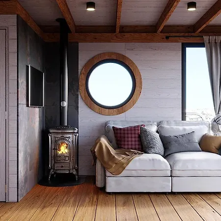 Houseboat Finland 4*