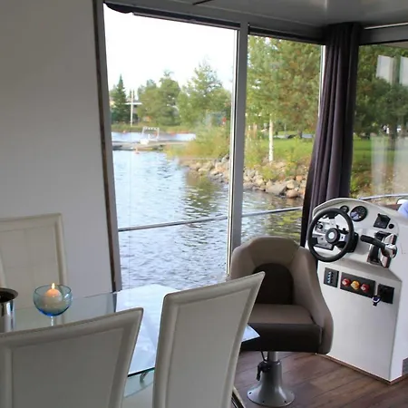 Houseboat Finland 4* Heinola