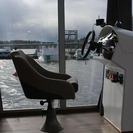 Houseboat Finland 4* Heinola