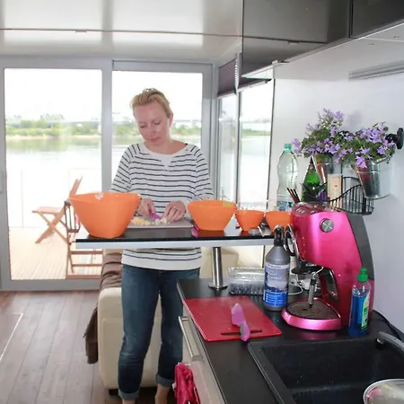 Botel Houseboat Finland Heinola